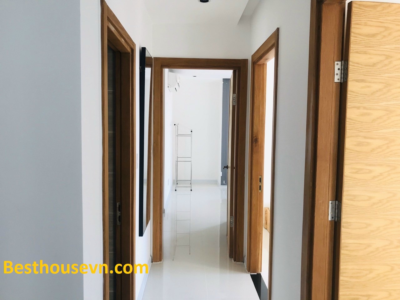 aparment-for-rent-in-star-hill-district-7-hcmc-n0-option
