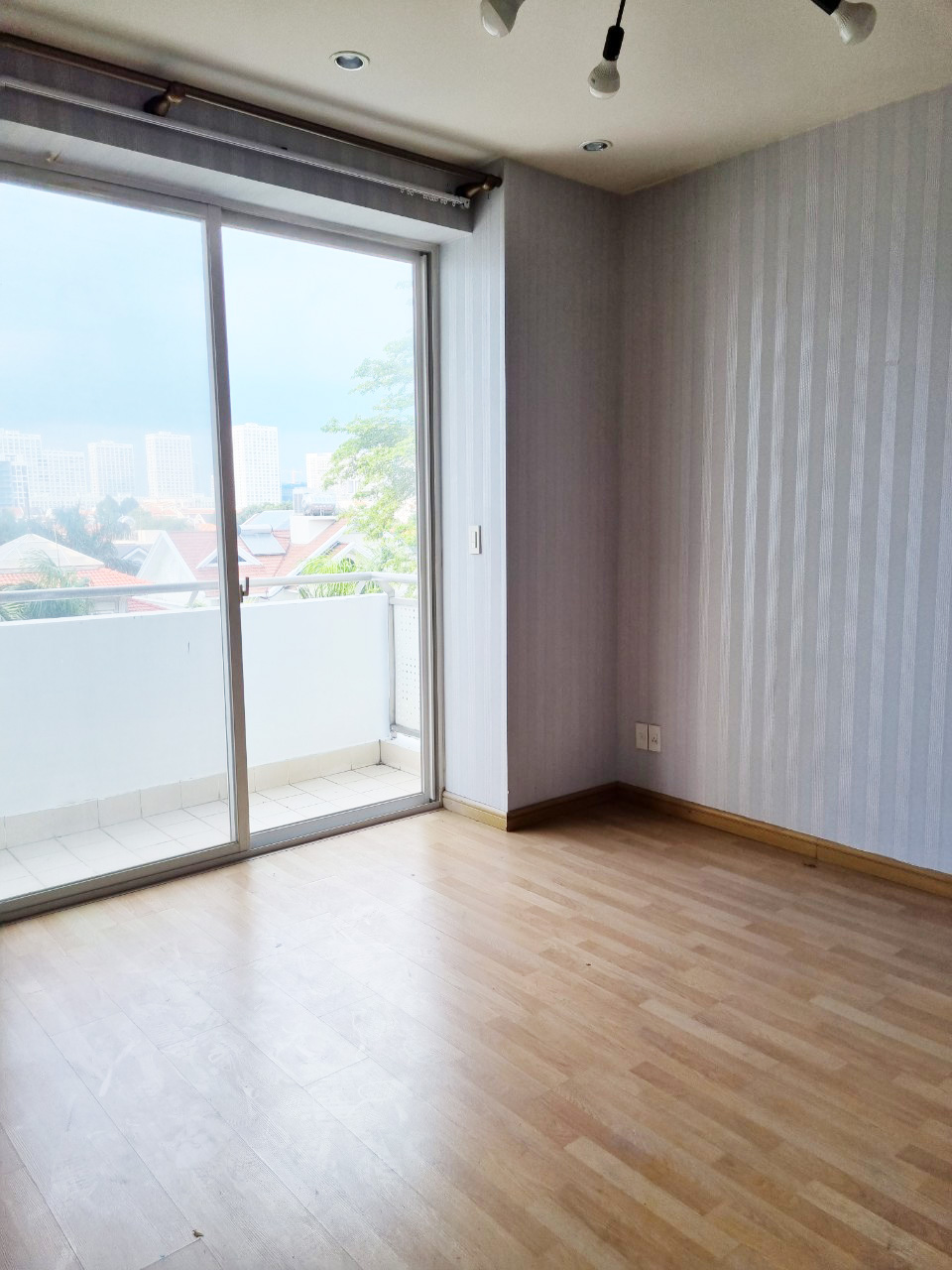 Grand View C apartment large area for rent