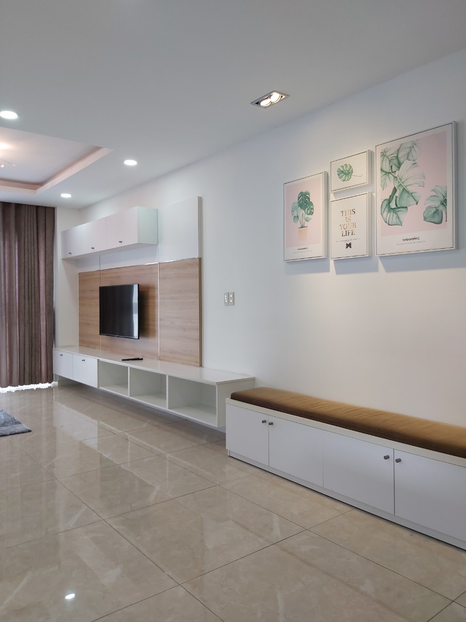 Happy Valley for rent in Phu My Hung district 7